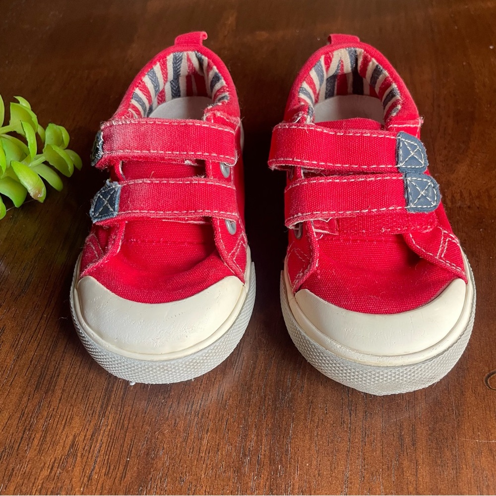 See Kai Run Stevie Red, white & Grey Sneakers Shoes Size 6.5 - Picture 2 of 11